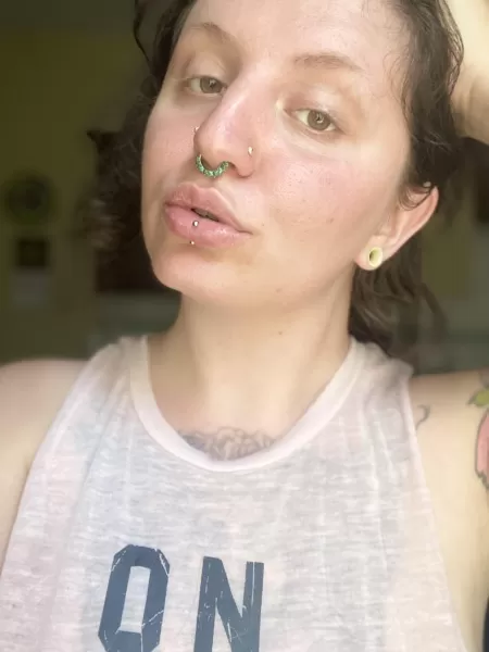 Wishing I had a dick to suck right now! Wishing I had a dick to suck right now!