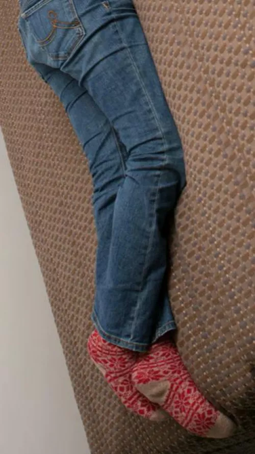 Woolly sock season! Can't wear them for long... make my feet really sweaty 💦