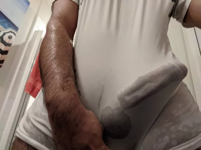 Woops, my shirt got wet Woops, my shirt got wet