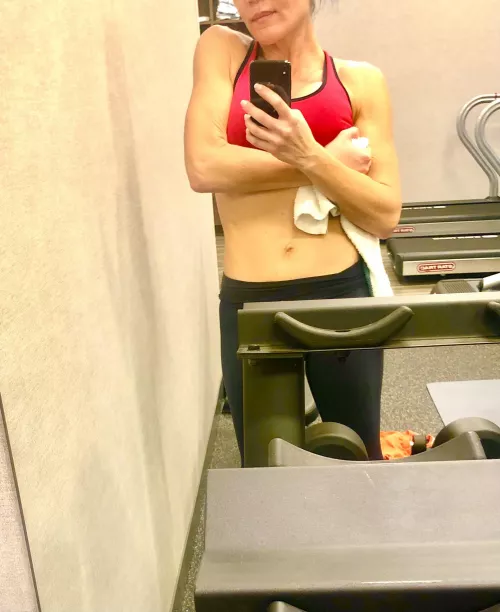 Worked arms today.. And I'm feeling myself.