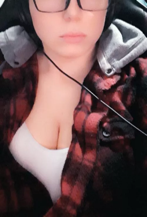 Working from home > office attire everyday Working from home > office attire everyday