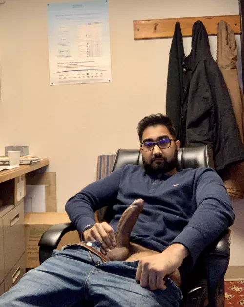 Working Hard, cum see😏