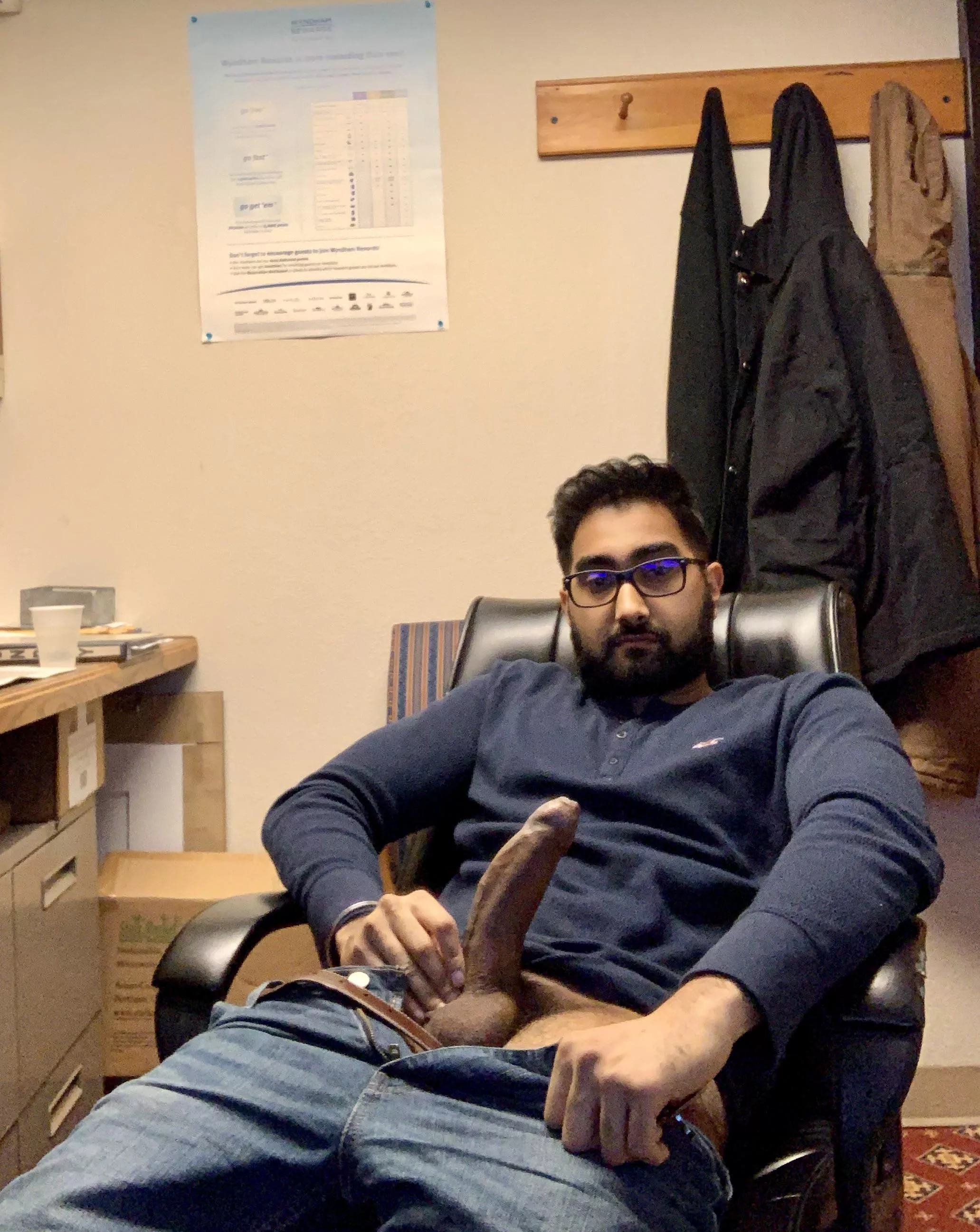 Working Hard, cum see😏