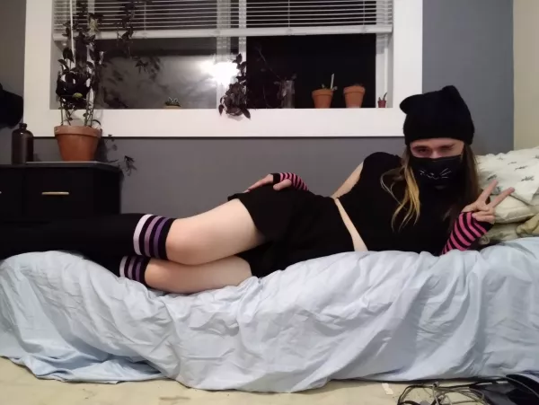 Working on the curves.... The squishy bed helps LOL Working on the curves.... The squishy bed helps LOL