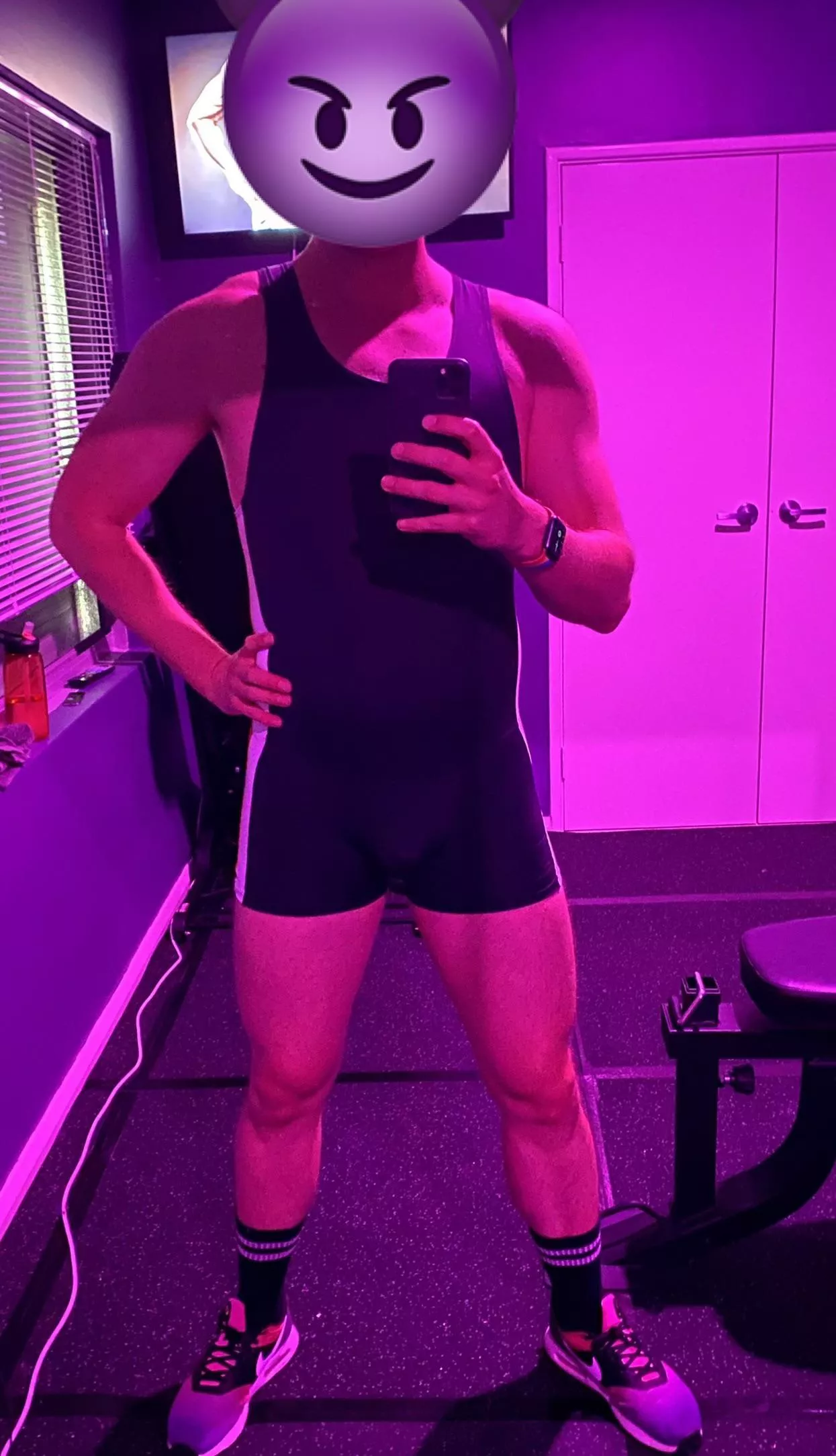 Working out in the home gym in my new singlet ☺️ Working out in the home gym in my new singlet ☺️