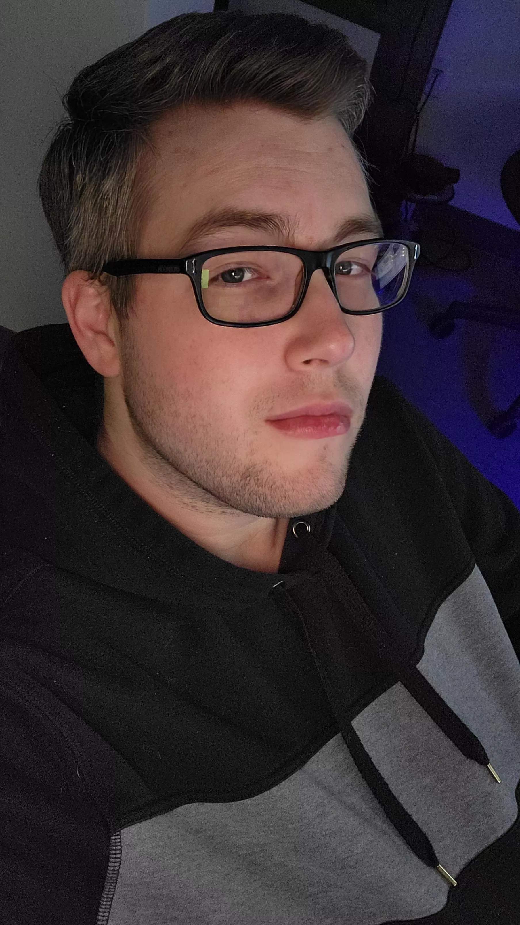 Working with a migraine is not a vibe. Save me please lol