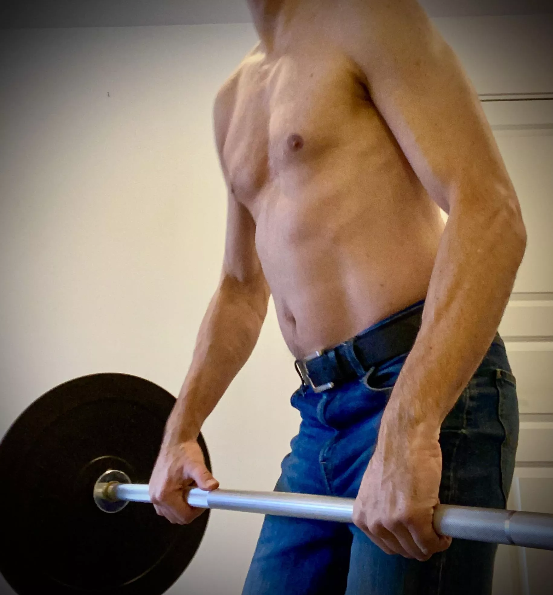Workout at the Office (M) Workout at the Office (M)