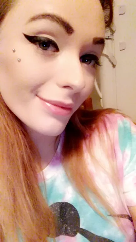worship a real mistress and let me drain you...slowly but surley..Hell mistress Katie doesn't care if you starve. You're hers now, i need a good little pathetic pig to come to me.... kik: robbie420lollol worship a real mistress and let me drain you...slowly but surley..Hell mistress Katie doesn't care if you starve. You're hers now, i need a good little pathetic pig to come to me.... kik: robbie420lollol