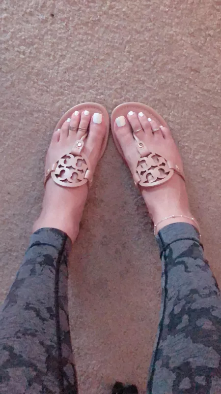 Worship me while I walk all over you pathetic losers Worship me while I walk all over you pathetic losers