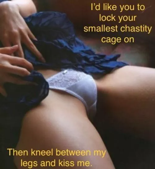 Worship my puffy pussy