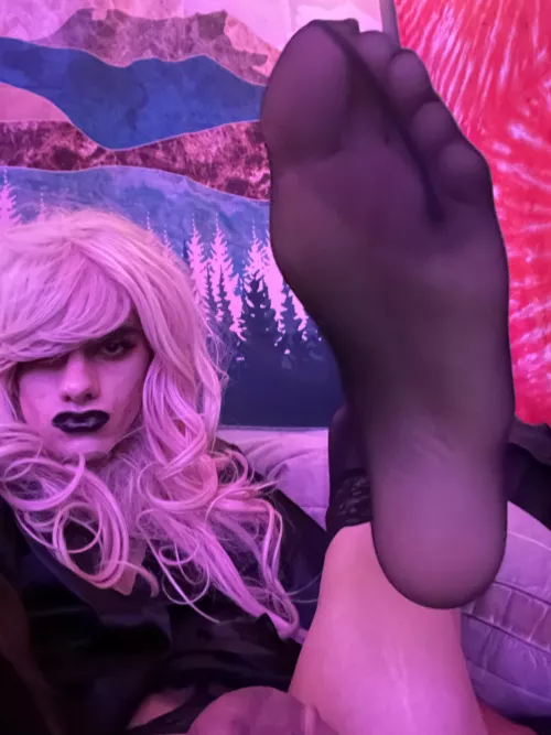 Worship my soles π
 Worship my soles π