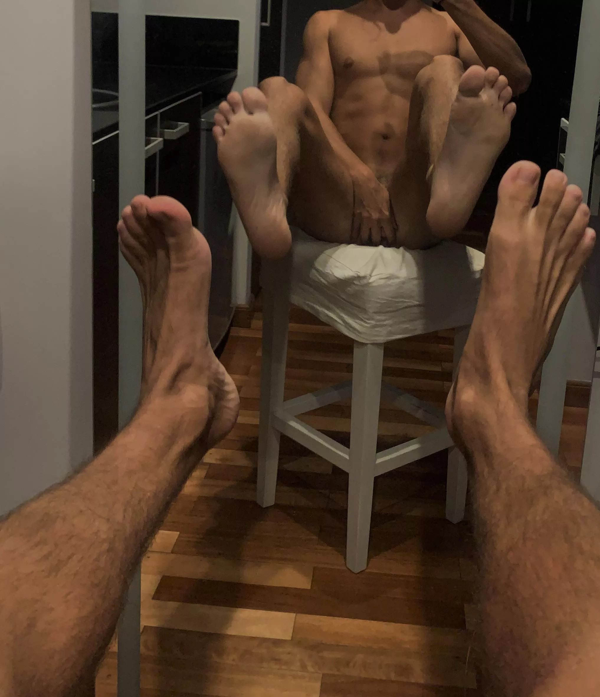 Worship these 🦶🏽