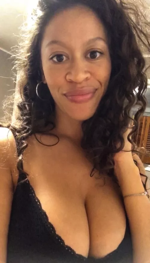 Would a blow job cross your mind if you saw me irl? Would a blow job cross your mind if you saw me irl?