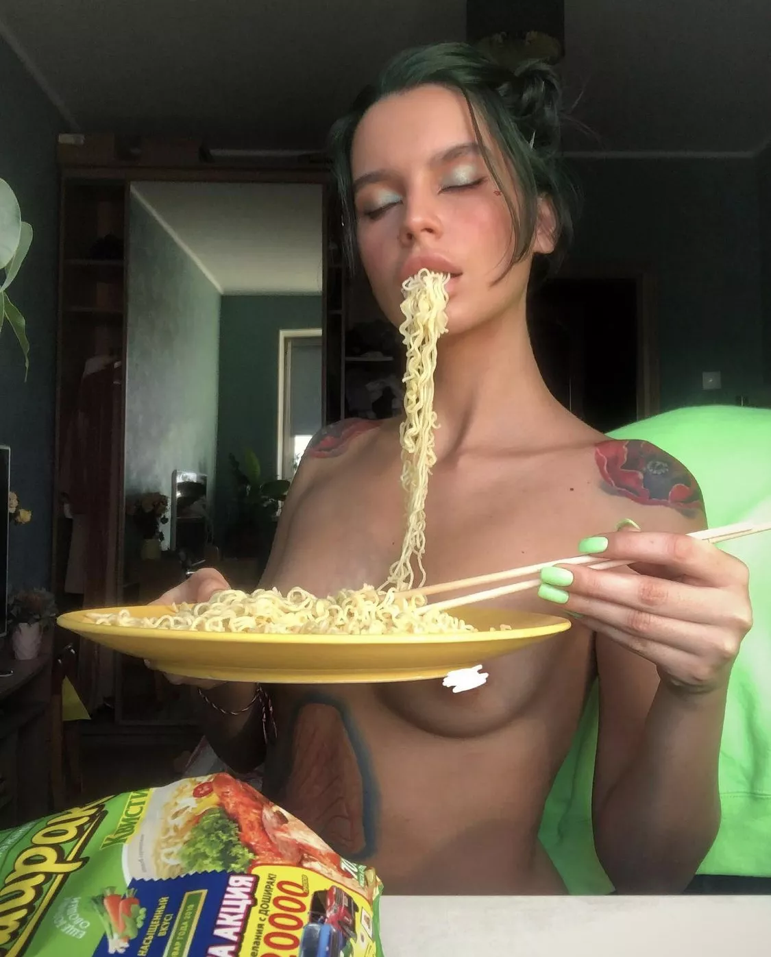 Would any older men fuck me? Would any older men fuck me?