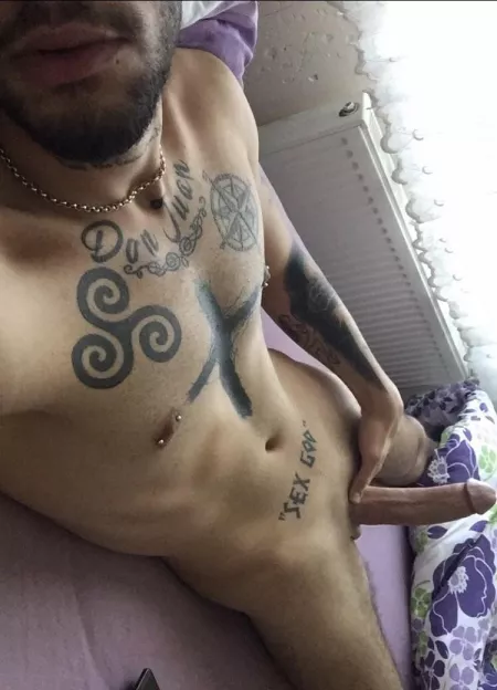 Would anyone really want to suck me โtill the last drop ? ๐๐ฆ๐