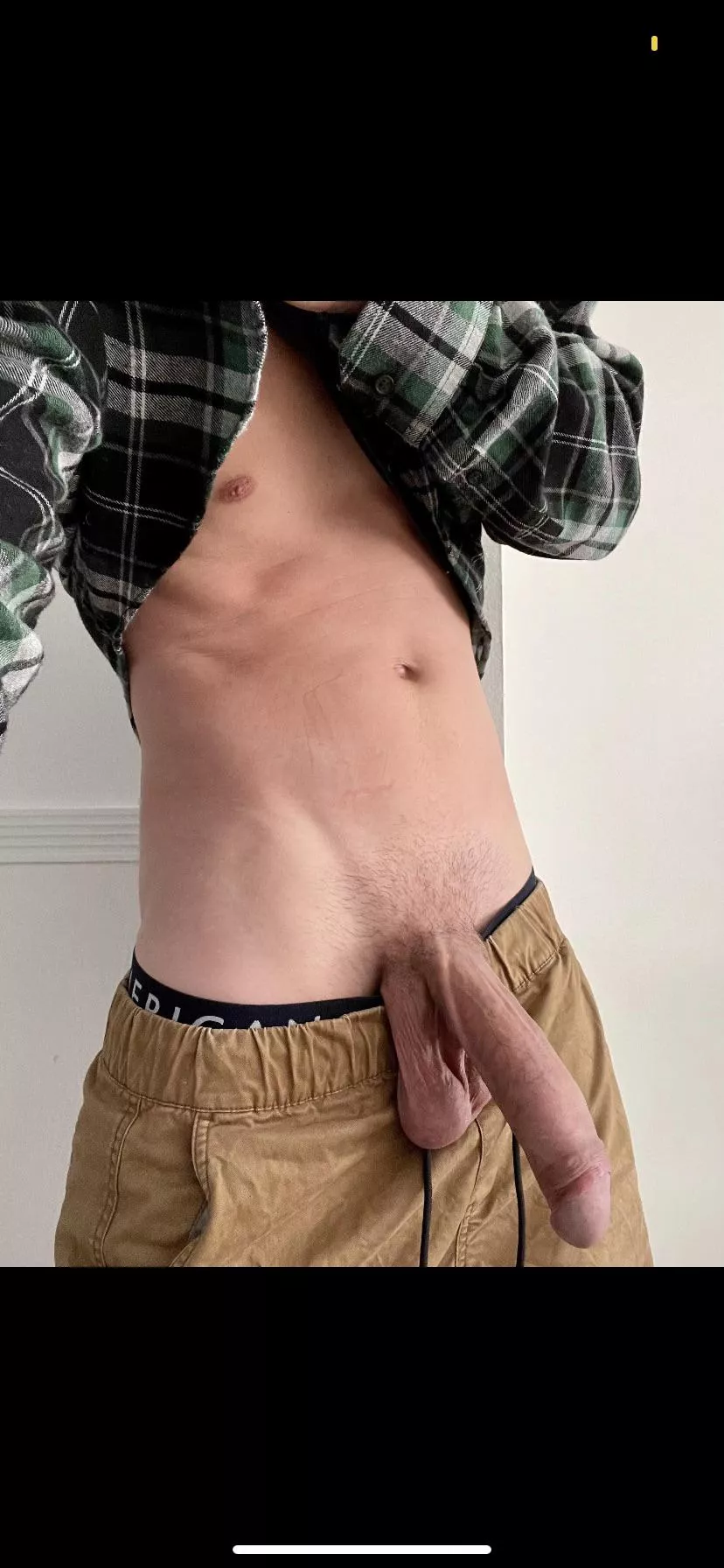 Would I be your biggest? 👀😏