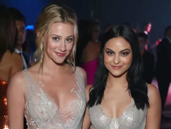 Would love for lili and cam to fuck my pussy or would love to take cock while I look at them (bi) anyone wanna help Would love for lili and cam to fuck my pussy or would love to take cock while I look at them (bi) anyone wanna help