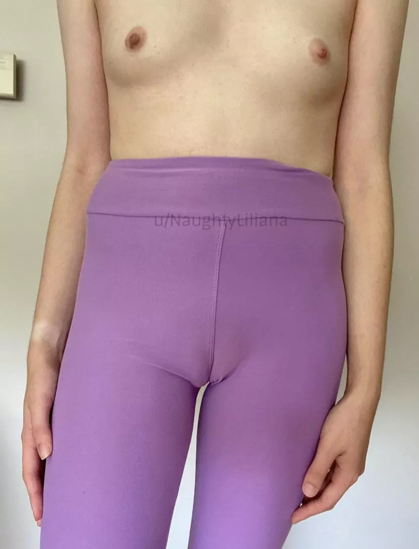 Would my cameltoe be too distracting? Would my cameltoe be too distracting?