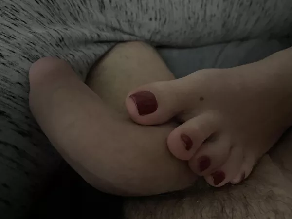 Would my toes make your cock hard? 😈