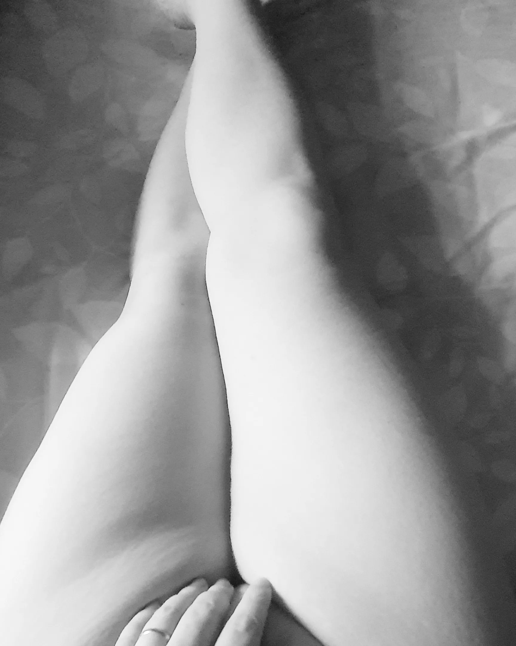 Would these thighs look good as ear warmers? Tell me your thoughts? 😉😈 Would these thighs look good as ear warmers? Tell me your thoughts? 😉😈