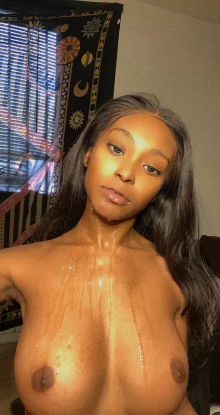Would u cum on me? Would u cum on me?