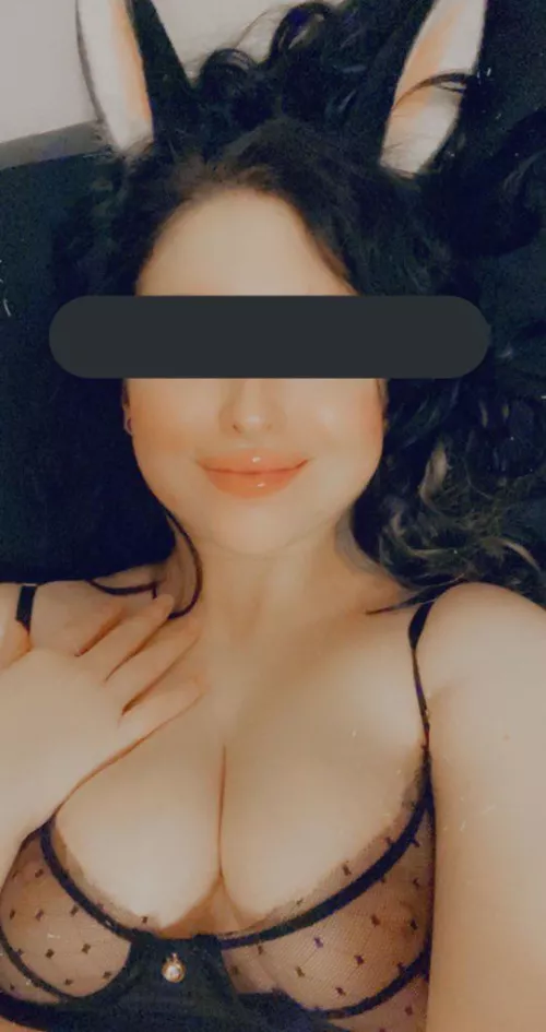 would you adopt this bunny girl? 🐰✨