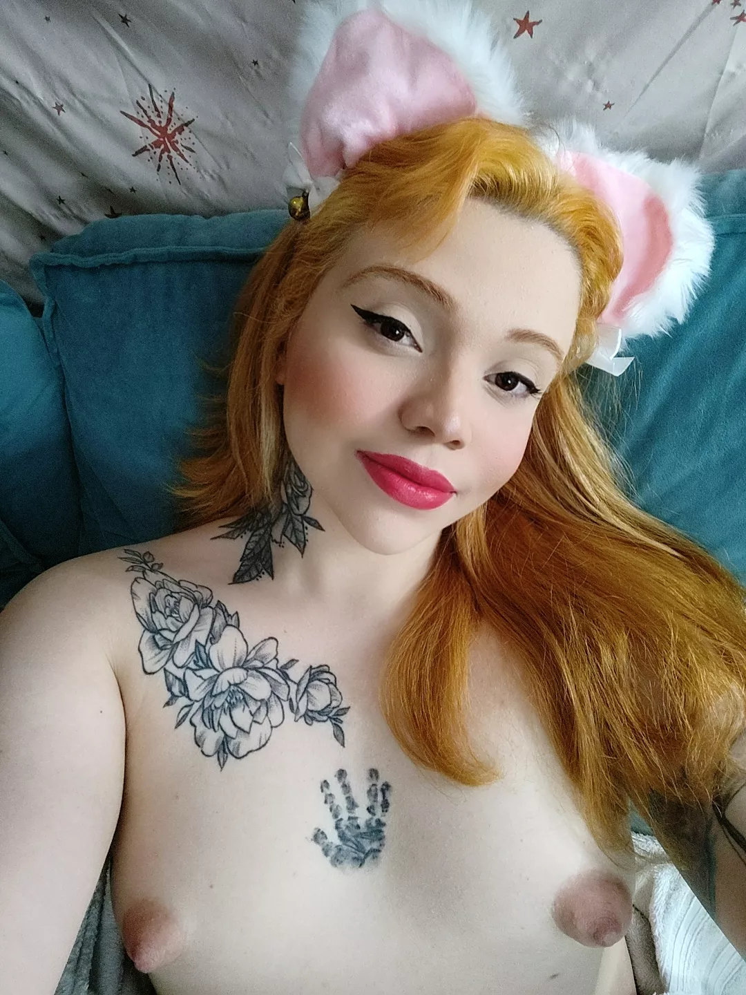 Would you adopt this kitty? Would you adopt this kitty?