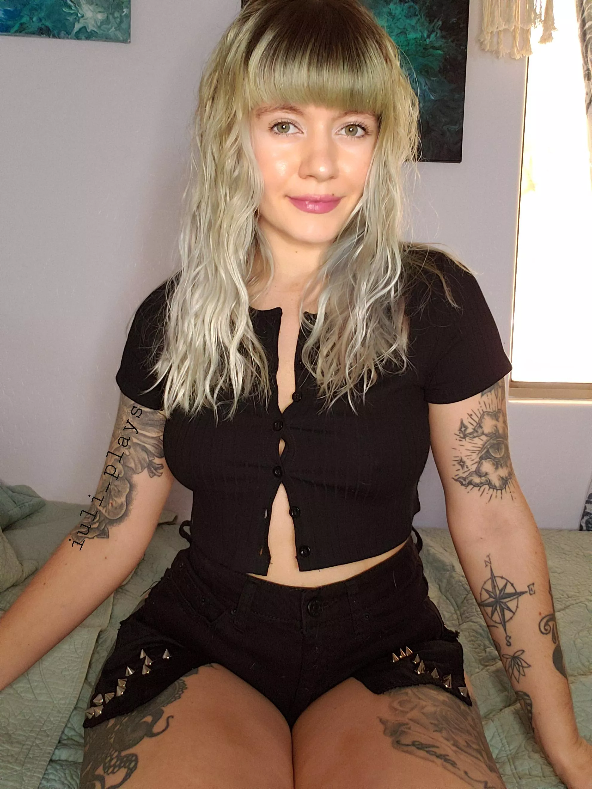 Would you ask me out on a date if we were coworkers? Would you ask me out on a date if we were coworkers?