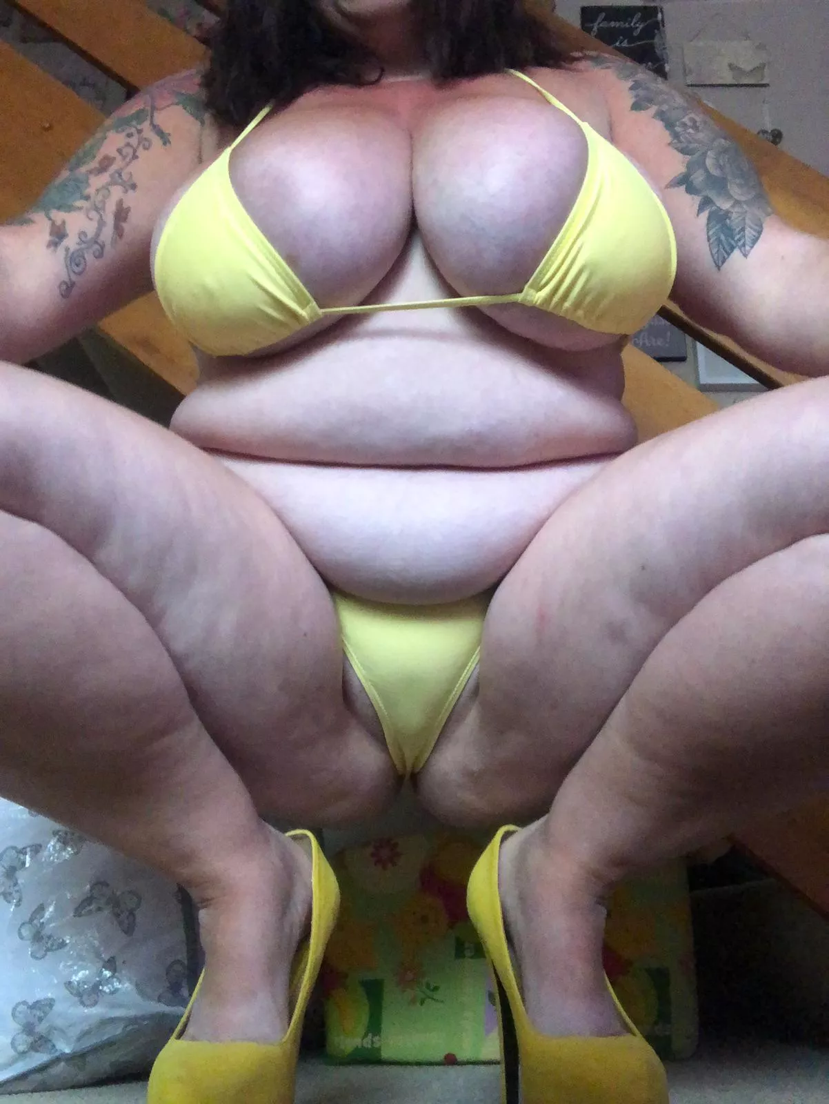 Would you be staring? ???