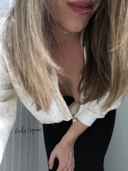 Would you check out my wife's tits if she bent over in front of you?