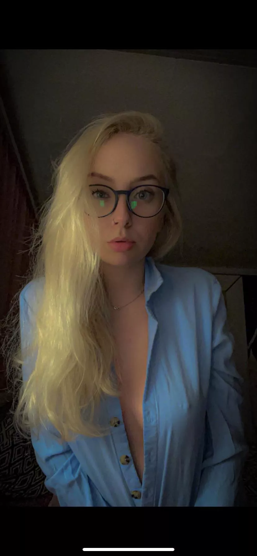 Would you come on my glasses?😈 Would you come on my glasses?😈