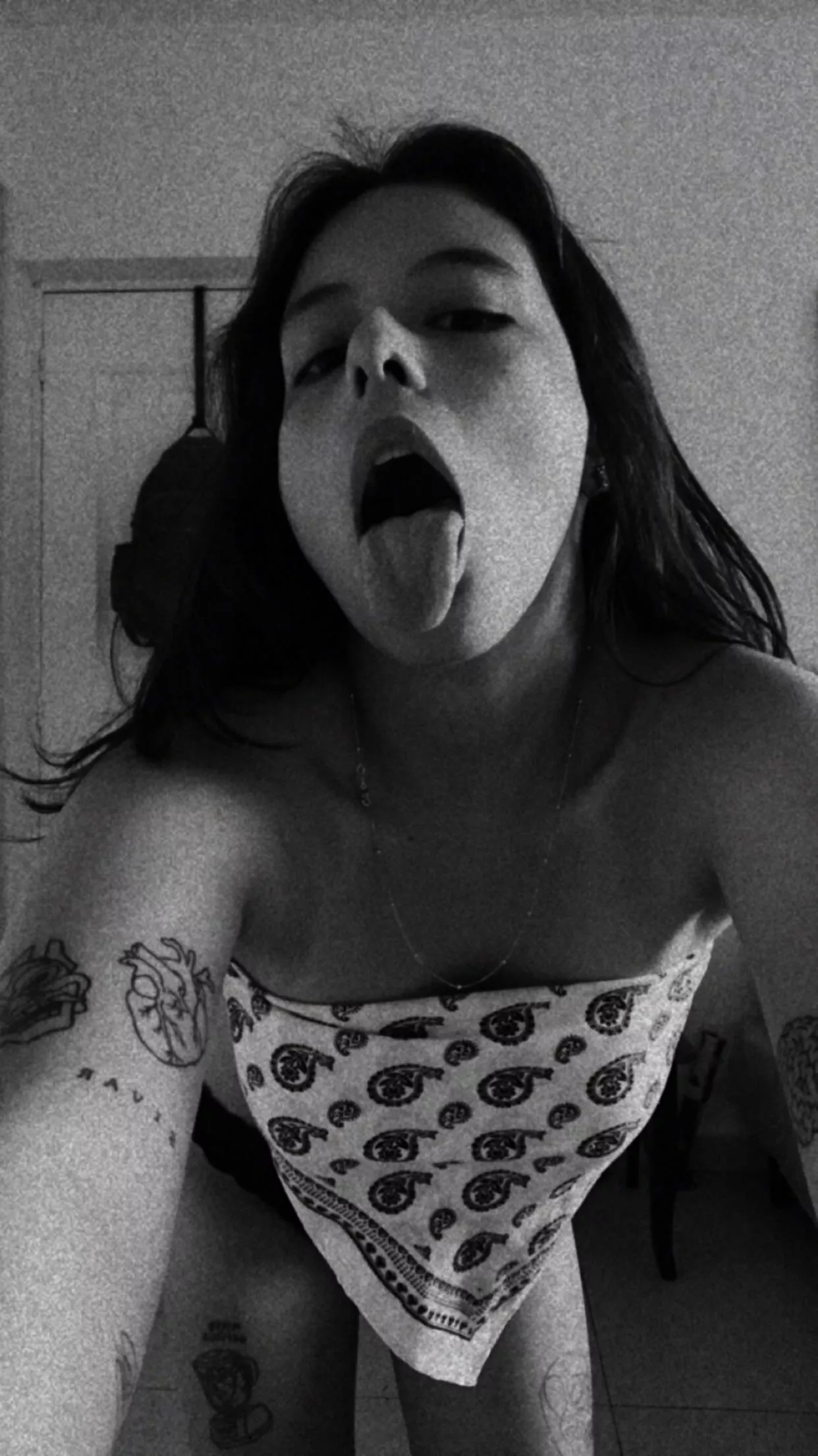 Would you cum in my mouth? 😈 Would you cum in my mouth? 😈