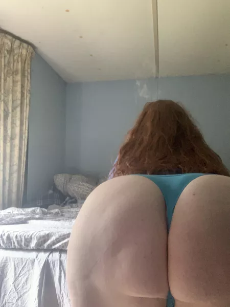 Would you cum on my ass? Asking for a friend๐ Would you cum on my ass? Asking for a friend๐