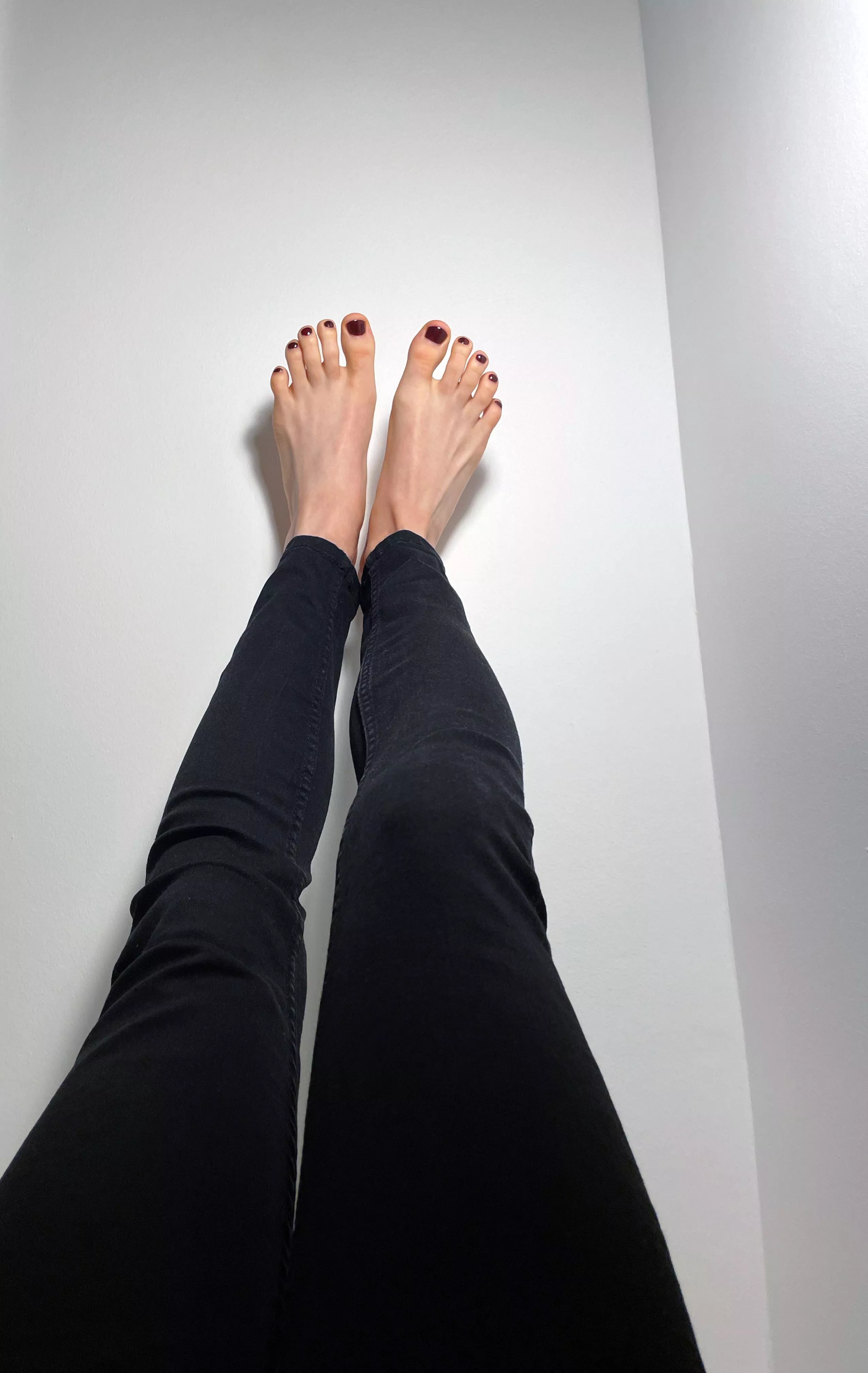 Would you cum on my feet? Would you cum on my feet?