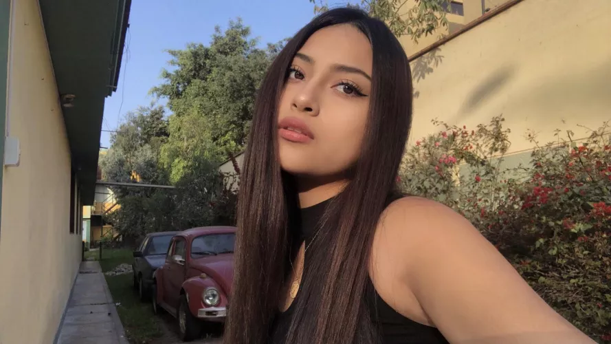 Would you date me Would you date me