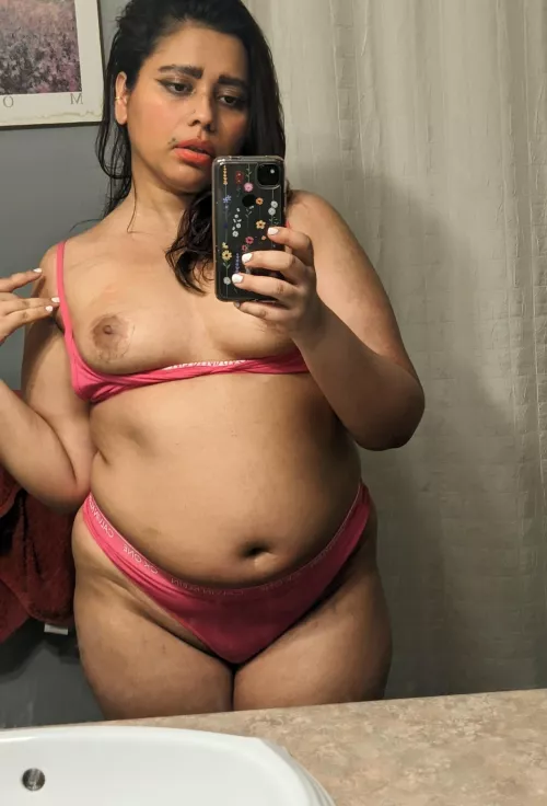 Would you date this chubby Muslim slut?