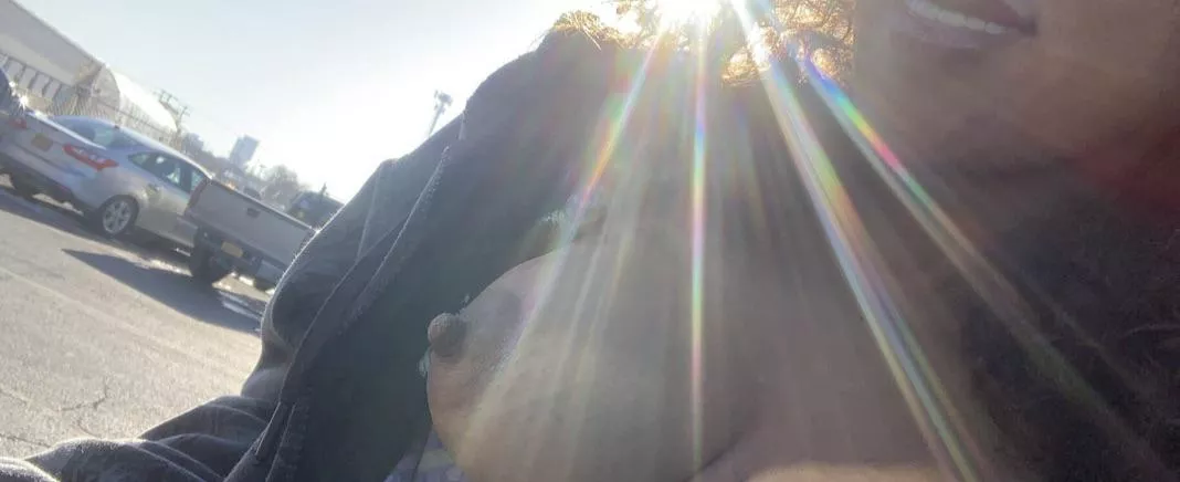 Would you (f)eel me up in the parking lot