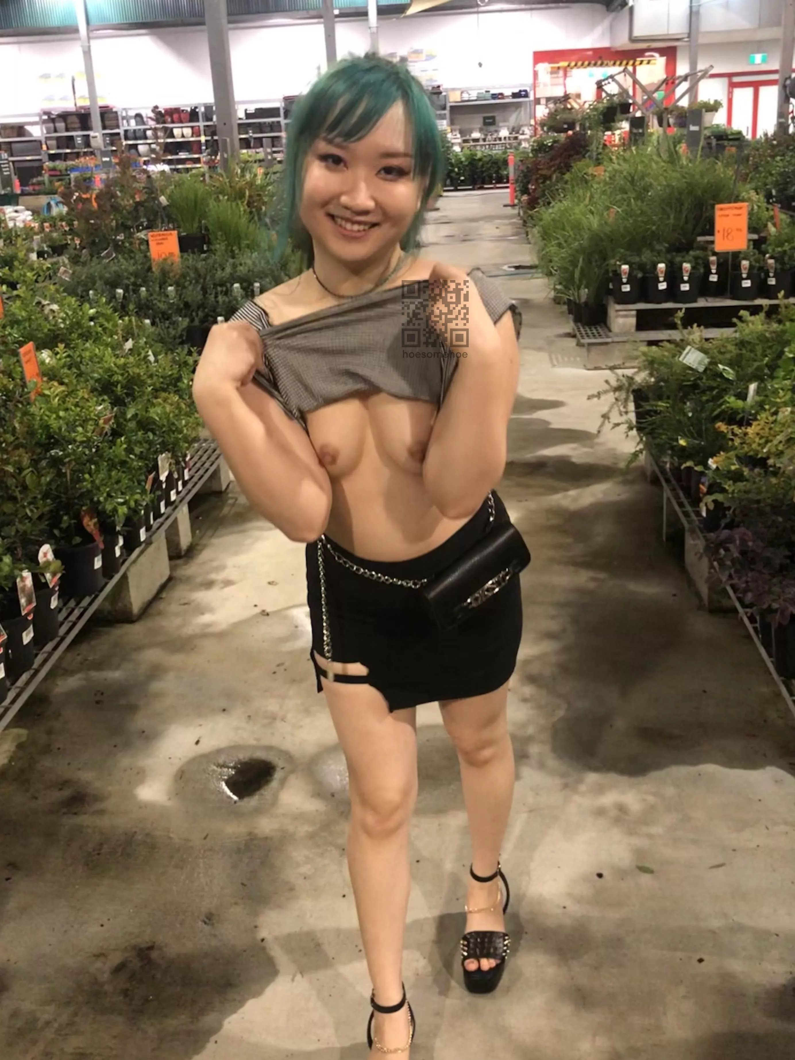 ‘WoUlD yOU fU…’ of course I know you would fuck a cute girl. The question is would you go plant shopping with me?
