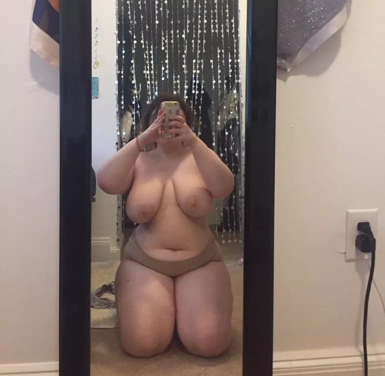Would you fuck a 4’11 chubby girl? Would you fuck a 4’11 chubby girl?