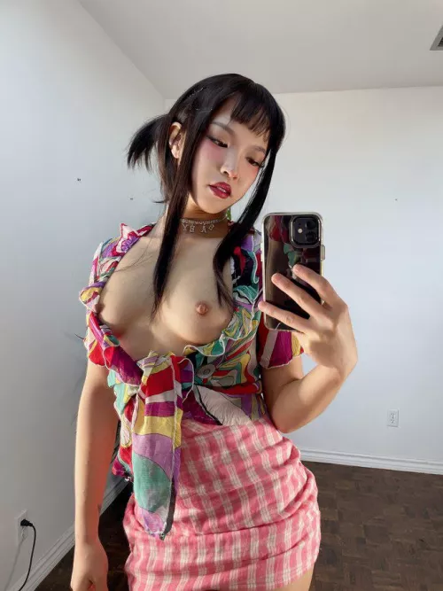 Would you fuck a girl w my breast size? Would you fuck a girl w my breast size?