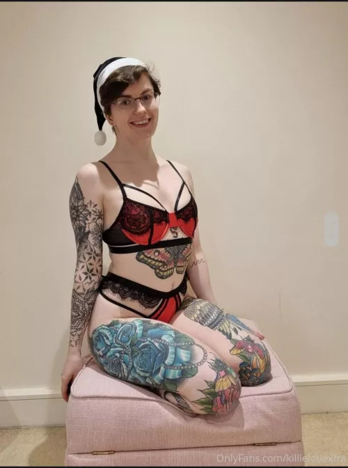 Would you fuck bad Santa? Would you fuck bad Santa?