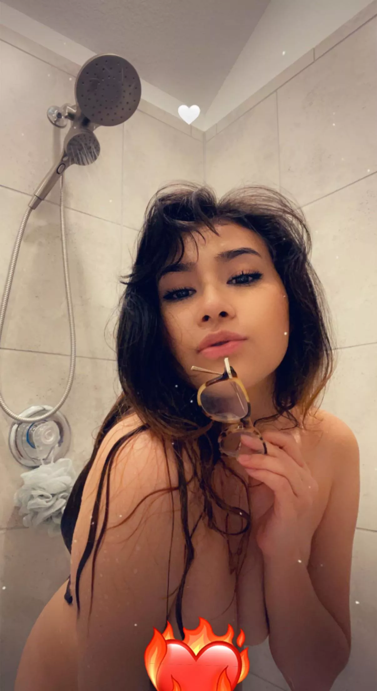 Would you fuck me 😋❤️‍🔥