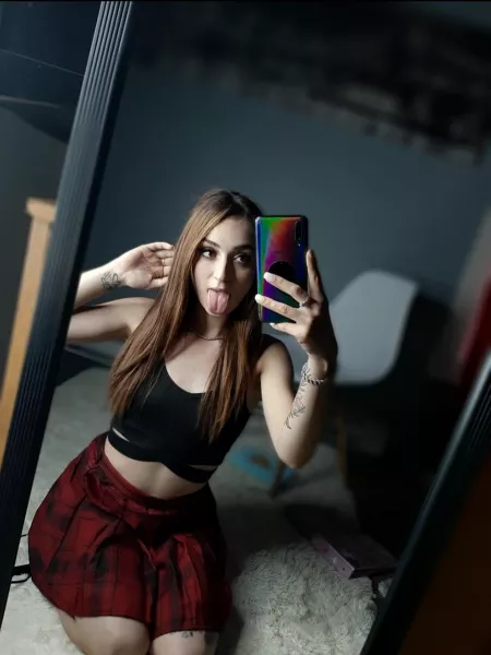 Would you fuck me on the first date?๐ Would you fuck me on the first date?๐