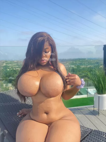 Would you fuck me outside? 🌳 Would you fuck me outside? 🌳