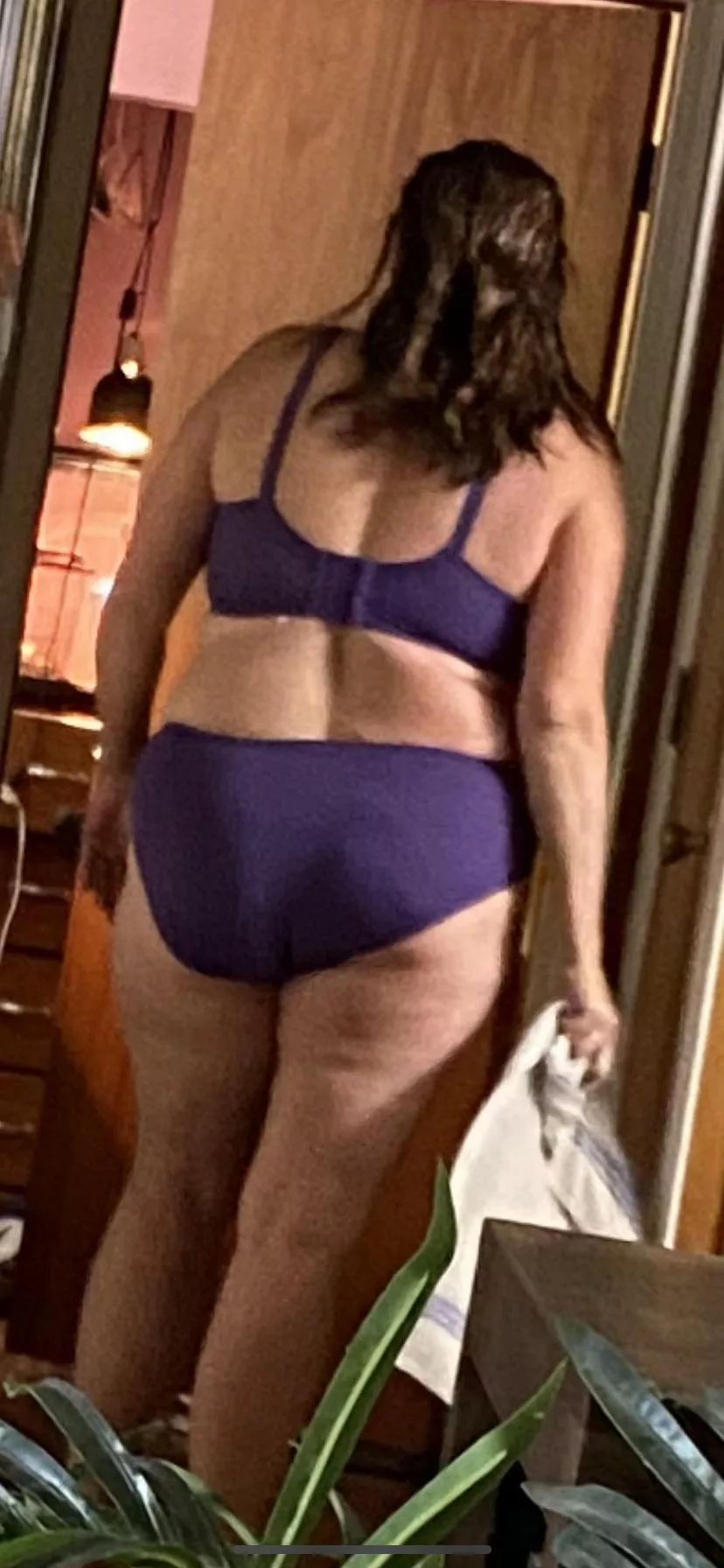 Would you fuck my thick wife? Would you fuck my thick wife?