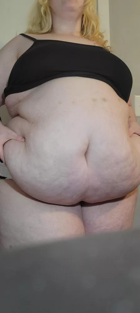 Would you grab me like this? ๐ฅบ Would you grab me like this? ๐ฅบ