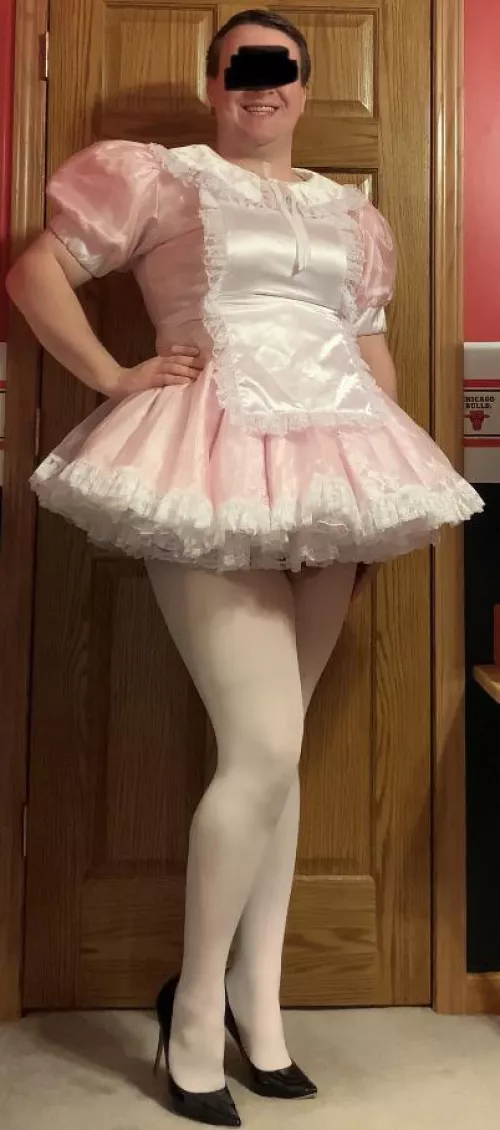 Would you hire me to be your sissy maid?