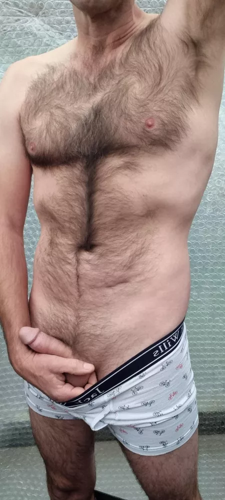 would you hold them for me ? ๐