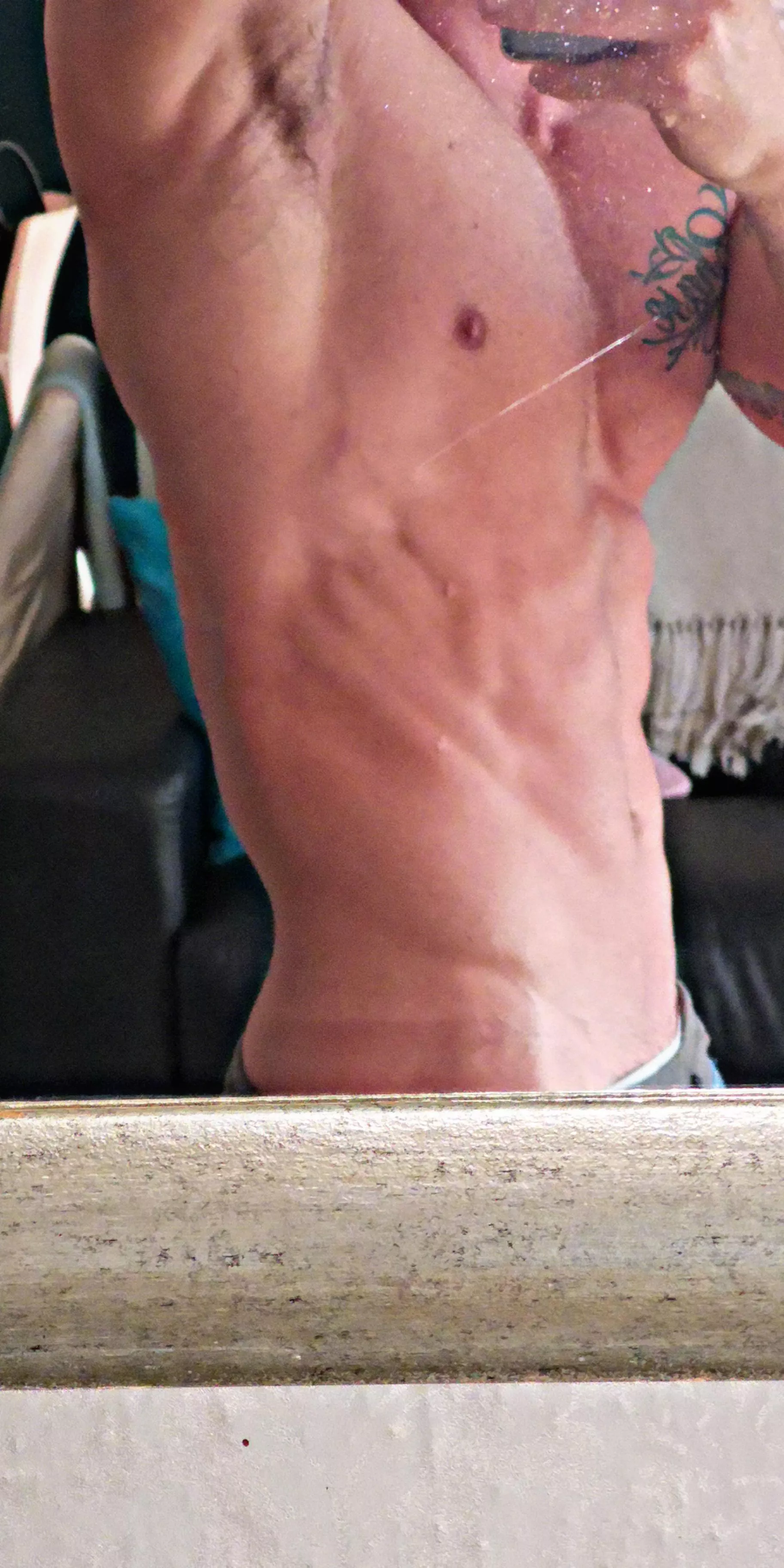 Would you leave your scratch marks on my obliques after a workout (M) 35 show condition