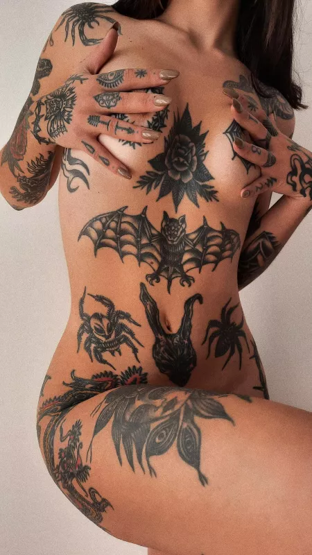 would you lick my tattoos? ๐ฅต would you lick my tattoos? ๐ฅต